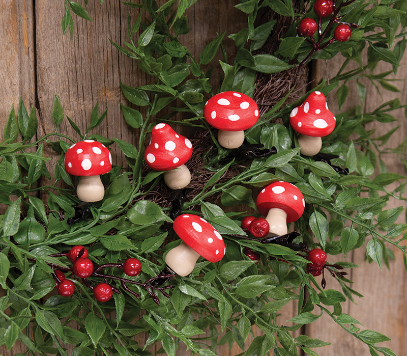 6 Set - White Dotted Red Top Mushroom Clip Ornaments 6 Set - White Dotted Red Top Mushroom Clip Ornaments