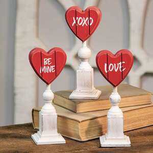 Be Mine Wooden Heart Pedestals, 3 Asst.