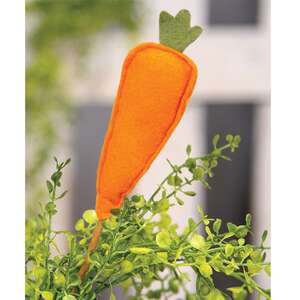 #CS38423 Felt Carrot Poke