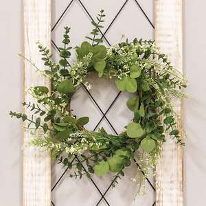 Baby's Breath & Lush Eucalyptus Wreath 18344