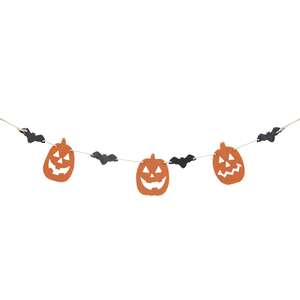 Wooden Jack O Lantern & Bat Garland
