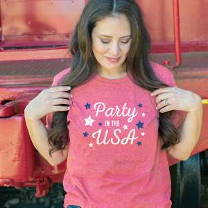 Party in the USA T-Shirt, Heather Red L141