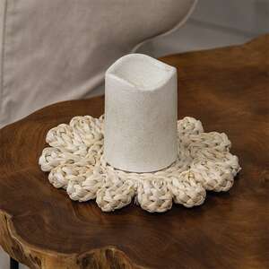 Corn Husk Flower Shape Candle Mat, Medium HAC2408;