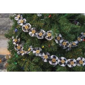 Black & White Buffalo Check Yo-Yo Garland