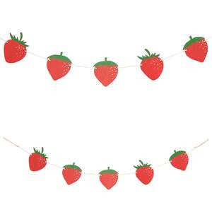 Wooden Strawberry Mini Garland 37697;