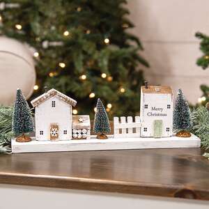 Wooden Holiday House Sitter 65387;