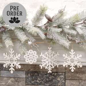 Glittered Jumbo Snowflake Garland, 48"L, LS142509